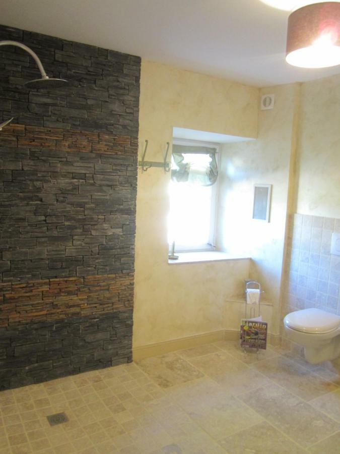 Le Manoir "Aux Douves" Bed & Breakfast Bazoges-en-Paillers ภายนอก รูปภาพ